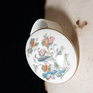 Wedgewood Kutani Crane Bone China Trinket Box